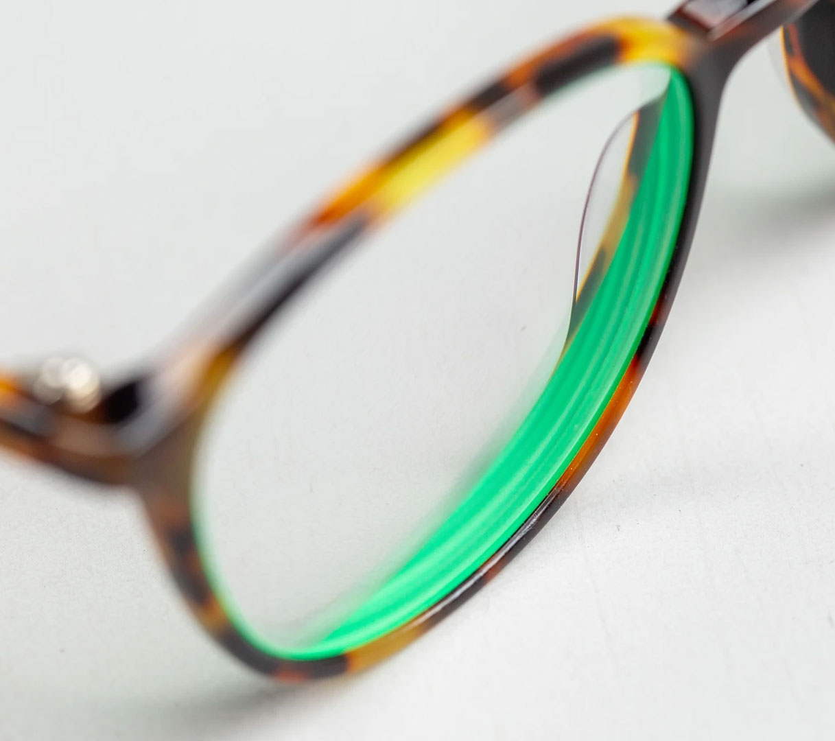 Die Brille, Rahden, Kleinoth, Optiker, Augenoptikermeister, Bachelor, Professional und Funktionaloptometrist, Brillengeschäft, Markenauswahl, Brillen, Sehtest, Messtechnik, Kontaktlinsen, Kontaktlinsenanpassung, Tragekomfort, Meisterwerkstatt, Handarbeit, Service-Garantie, Ultraschallreinigung